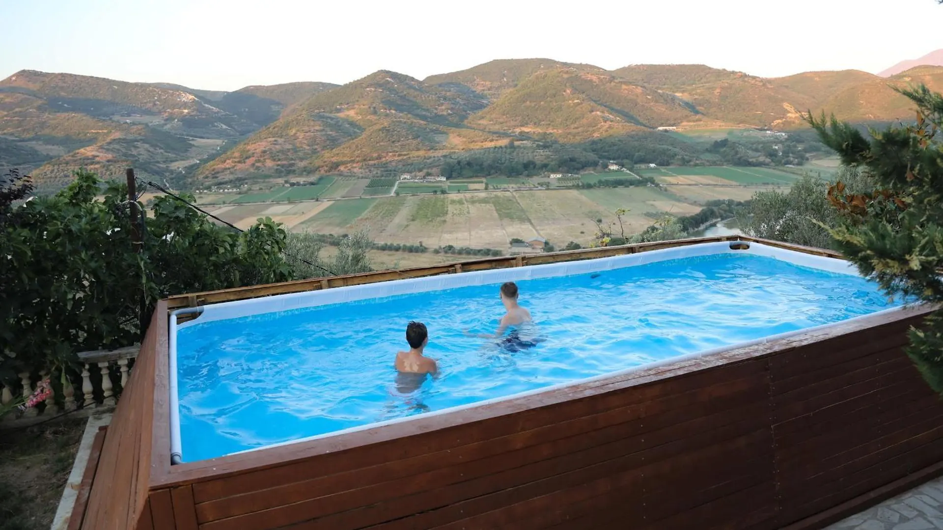 Villa Vila Roan Avlonya