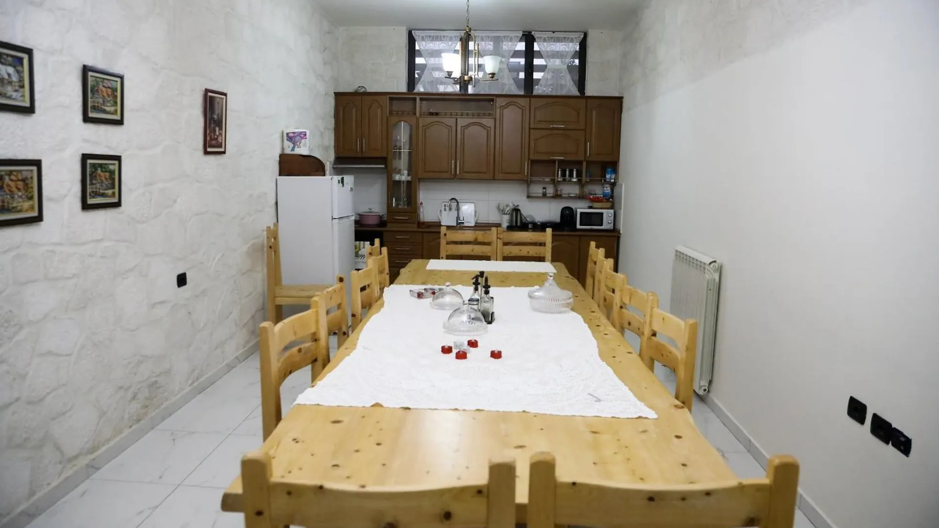 Vila Roan Vlorë ヴィラ